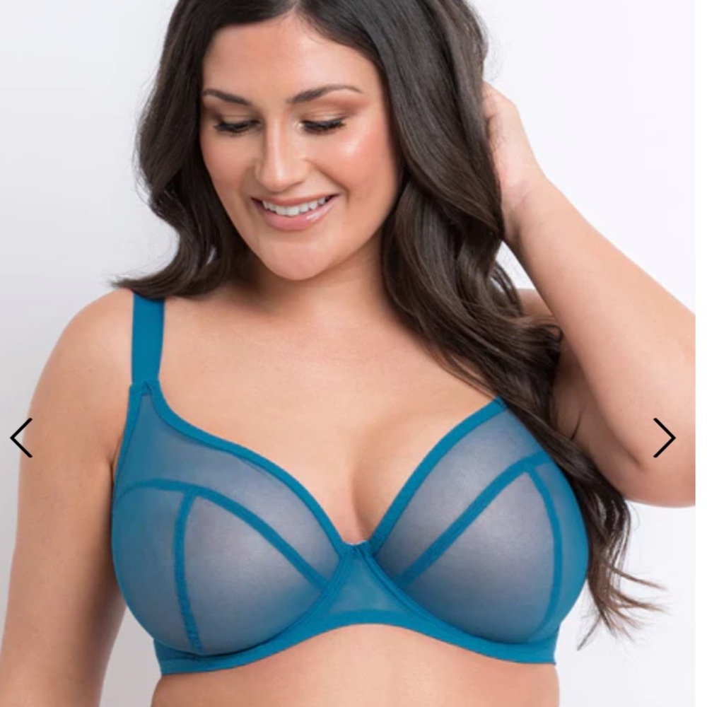 Turquoise plunge bra